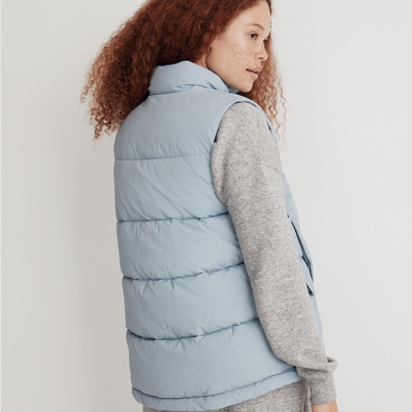 Madewell Textured Nylon Puffer Vest size XS - Picture 3 of 5